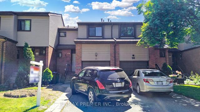 89 - 89 Carleton Pl, Townhouse with 3 bedrooms, 2 bathrooms and 1 parking in Brampton ON | Image 1