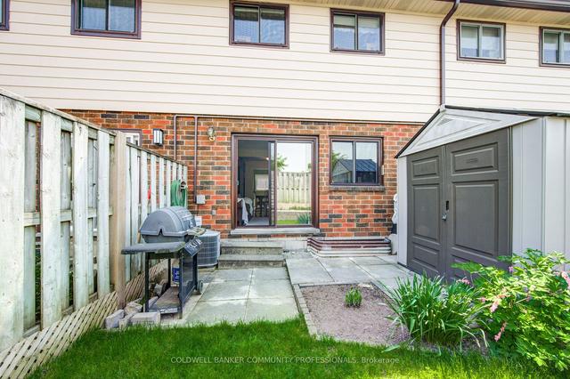 12 - 25 Garrow Dr, Townhouse with 3 bedrooms, 1 bathrooms and 1 parking in Hamilton ON | Image 30