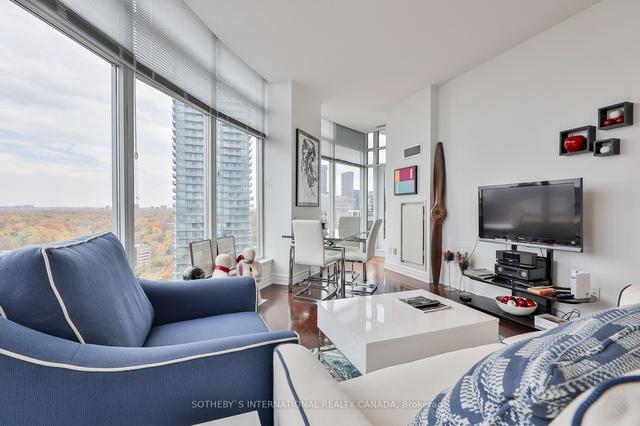 PH-201 - 8 Scollard St, Condo with 2 bedrooms, 2 bathrooms and 1 parking in Toronto ON | Image 21