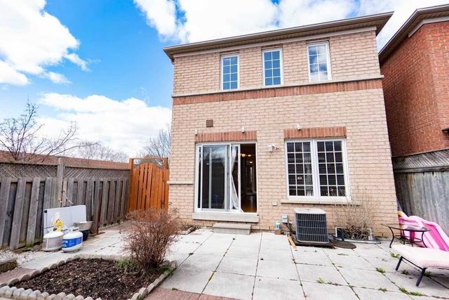 1 Millennium Dr, House detached with 3 bedrooms, 3 bathrooms and 2 parking in North York ON | Image 9