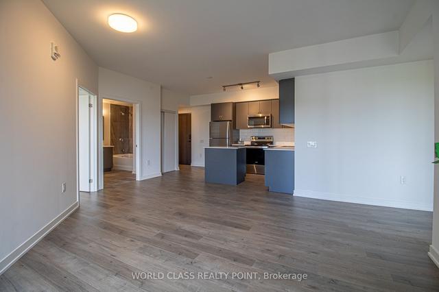 1007 - 56 Lakeside Ter, Condo with 2 bedrooms, 2 bathrooms and 1 parking in Barrie ON | Image 7