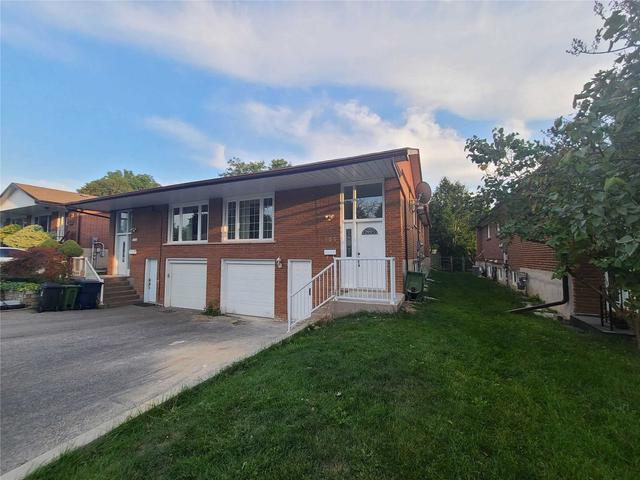 MAIN - 131 Angus Dr, House semidetached with 3 bedrooms, 1 bathrooms and 3 parking in North York ON | Image 1