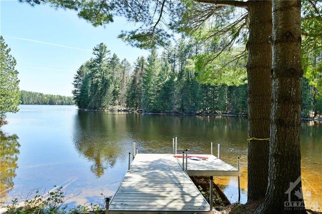 1713 Centennial Lake Rd, House detached with 3 bedrooms, 1 bathrooms and 8 parking in Greater Madawaska ON | Image 5