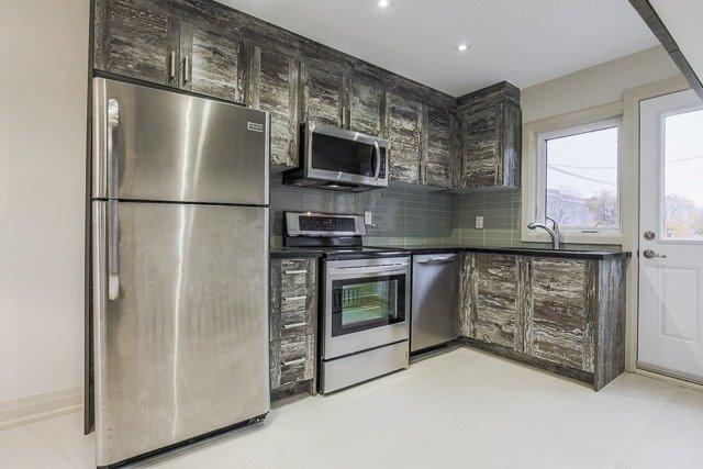MAIN - 393 Royal York Rd, House other with 2 bedrooms, 1 bathrooms and 2 parking in Etobicoke ON | Image 10