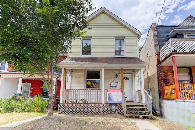 MAIN - 2179 Dundas St W, House detached with 2 bedrooms, 1 bathrooms and 0 parking in Toronto ON | Image 1