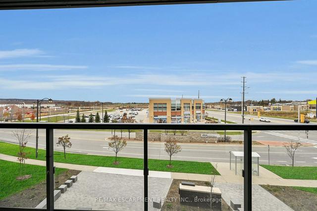 B301 - 3200 Dakota Common, Condo with 2 bedrooms, 2 bathrooms and 2 parking in Burlington ON | Image 11