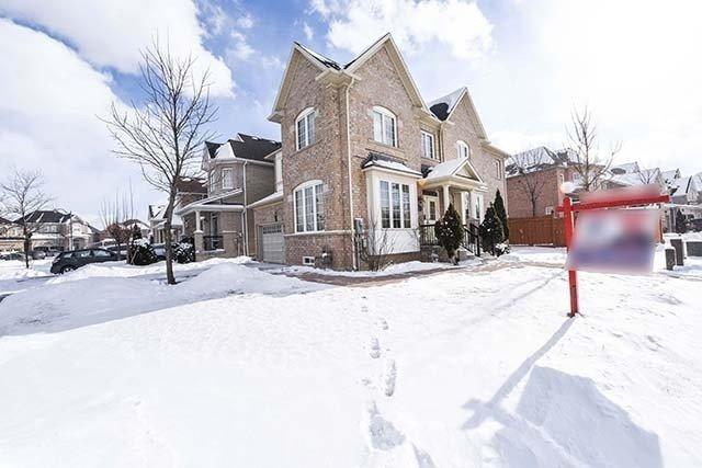 1 Abitibi Lake Dr, House detached with 4 bedrooms, 4 bathrooms and 2 parking in Brampton ON | Image 3