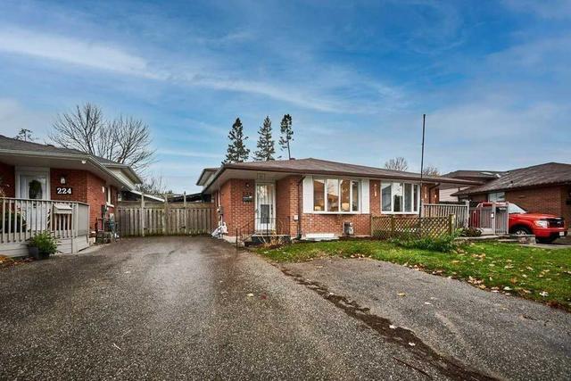 MAIN - 220 Kinmount Cres, House other with 2 bedrooms, 1 bathrooms and 2 parking in Oshawa ON | Image 1