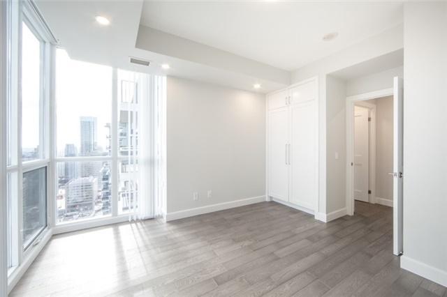 PH-205 - 4978 Yonge St, Condo with 3 bedrooms, 3 bathrooms and 1 parking in North York ON | Image 9