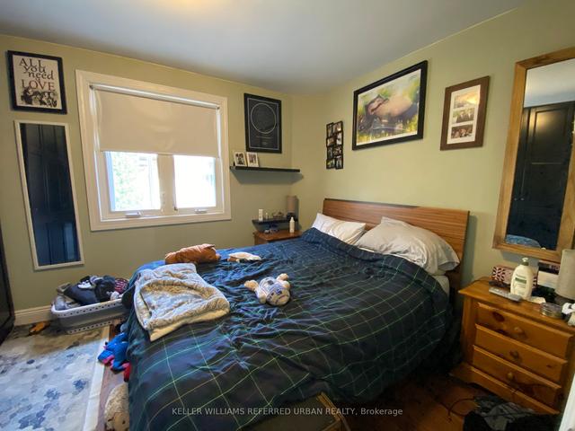 MAIN - 429 Ossington Ave, House detached with 2 bedrooms, 1 bathrooms and 1 parking in Toronto ON | Image 13