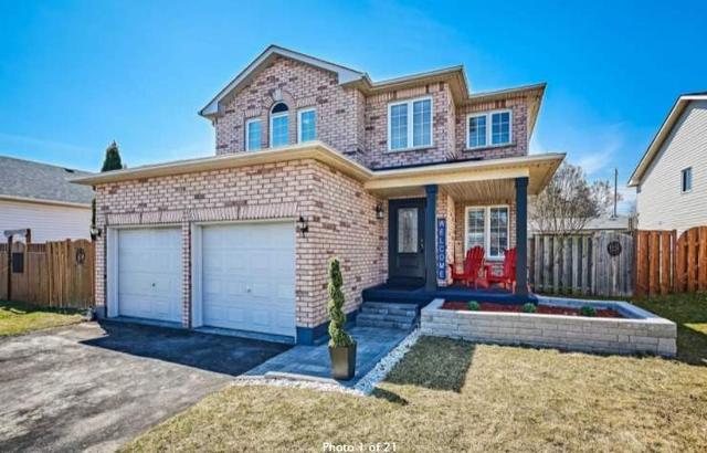MAIN - 12 Redfern Cres, House detached with 3 bedrooms, 3 bathrooms and 4 parking in Bowmanville ON | Image 4