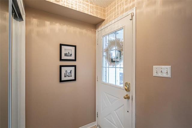9 Jones Lane, House detached with 3 bedrooms, 2 bathrooms and 2 parking in Brantford ON | Image 3