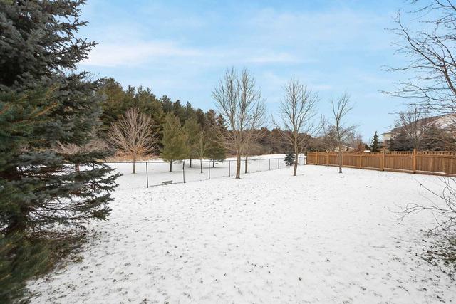 9 Keys Cres, House detached with 4 bedrooms, 4 bathrooms and 4 parking in Guelph ON | Image 22