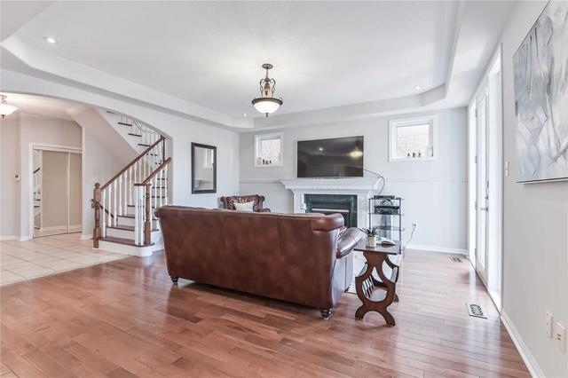 9 Kawartha Lane, House detached with 4 bedrooms, 5 bathrooms and 3 parking in Markham ON | Image 37