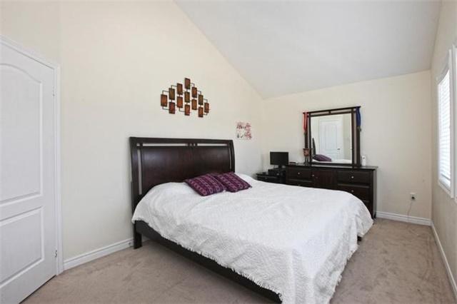 9 Hybrid St, House detached with 4 bedrooms, 3 bathrooms and 2 parking in Brampton ON | Image 16