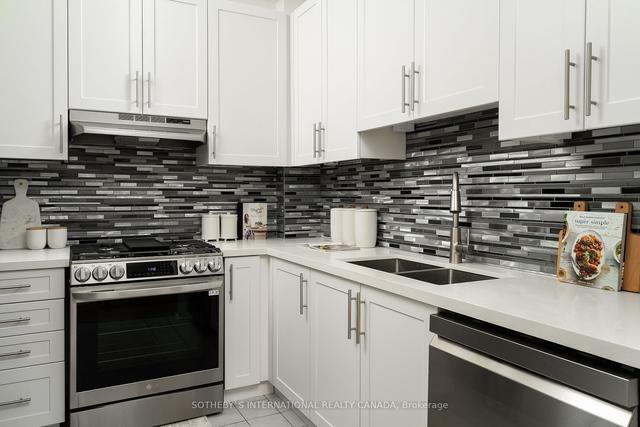 101 - 338 Davenport Rd, Townhouse with 2 bedrooms, 3 bathrooms and 1 parking in Toronto ON | Image 2