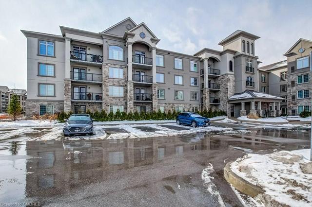 201 - 1440 Main St E, Condo with 2 bedrooms, 2 bathrooms and 1 parking in Milton ON | Image 12