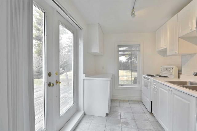 MAIN - 2323 Ontario St, House detached with 2 bedrooms, 1 bathrooms and 2 parking in Oakville ON | Image 5