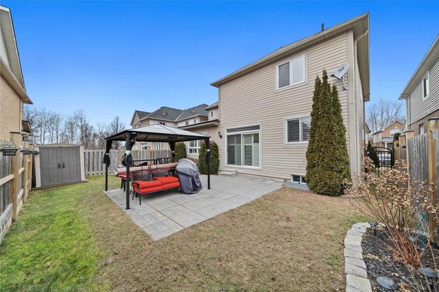 960 Langford St, House detached with 4 bedrooms, 3 bathrooms and 8 parking in Oshawa ON | Image 20