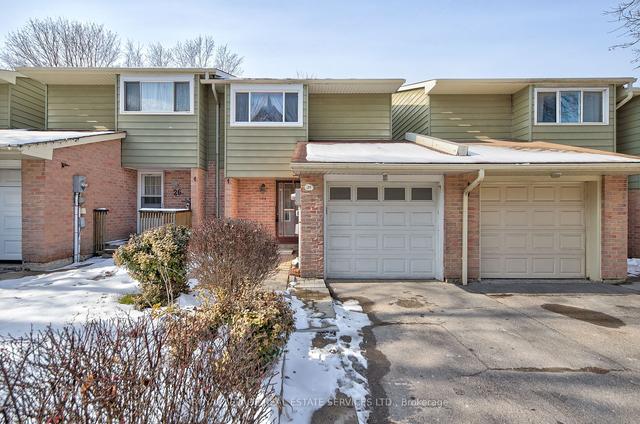 24 Deer Run Cres, Townhouse with 3 bedrooms, 3 bathrooms and 2 parking in Bradford ON | Image 1