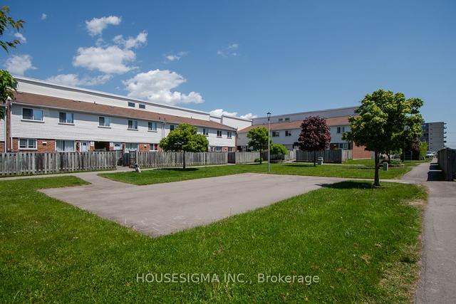 53 - 401 Wentworth St W, Townhouse with 2 bedrooms, 1 bathrooms and 1 parking in Oshawa ON | Image 33
