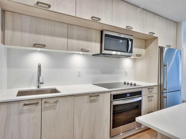 PH12 - 50 Mccaul St, Condo with 3 bedrooms, 2 bathrooms and 2 parking in Toronto ON | Image 8