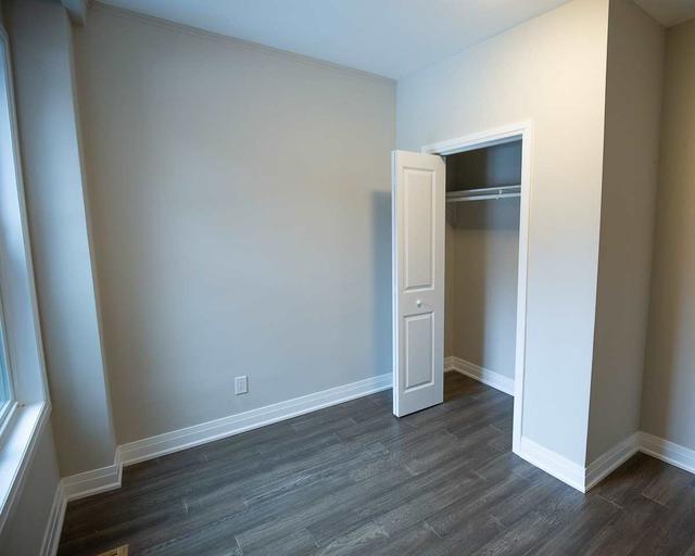 MAIN - 138 Delaware Ave, House semidetached with 2 bedrooms, 1 bathrooms and 0 parking in Toronto ON | Image 11