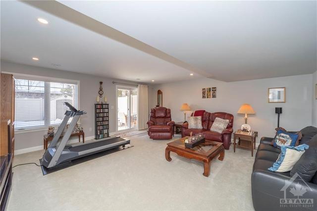 340 Kilspindie Ridge, Townhouse with 3 bedrooms, 4 bathrooms and 2 parking in Ottawa ON | Image 26