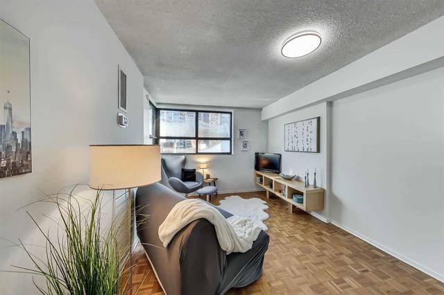 909 - 120 St Patrick St, Condo with 1 bedrooms, 1 bathrooms and 0 parking in Toronto ON | Image 21