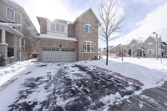 1 Abitibi Lake Dr, House detached with 4 bedrooms, 4 bathrooms and 2 parking in Brampton ON | Image 2