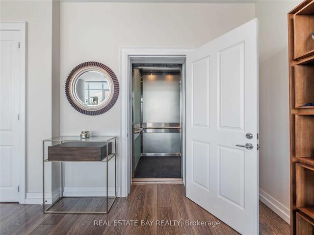 PH-2 - 127 Queen St E, Condo with 2 bedrooms, 3 bathrooms and 2 parking in Toronto ON | Image 12