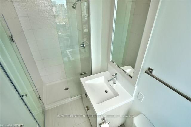 PH19 - 38 Cameron St, Condo with 2 bedrooms, 2 bathrooms and 1 parking in Toronto ON | Image 10