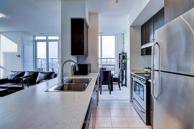 1611 - 1346 Danforth Rd, Condo with 2 bedrooms, 2 bathrooms and 1 parking in Toronto ON | Image 37