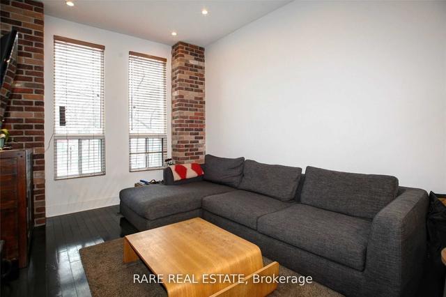 MAIN - 177 Logan Ave, House attached with 1 bedrooms, 1 bathrooms and 2 parking in Toronto ON | Image 6