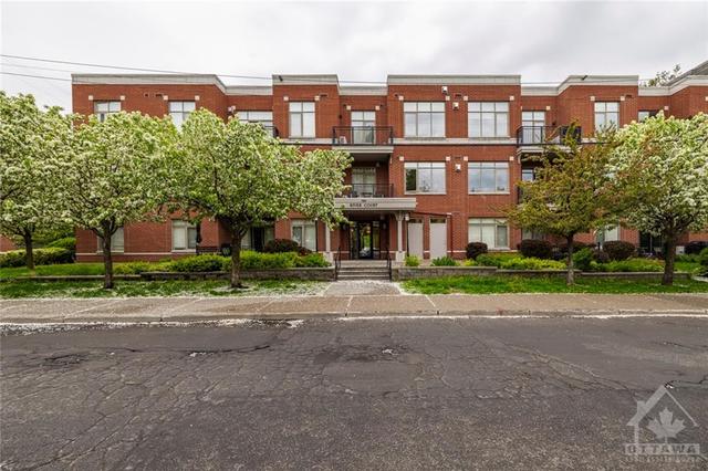 303 - 950 Marguerite Ave, Condo with 1 bedrooms, 1 bathrooms and 1 parking in Ottawa ON | Image 2