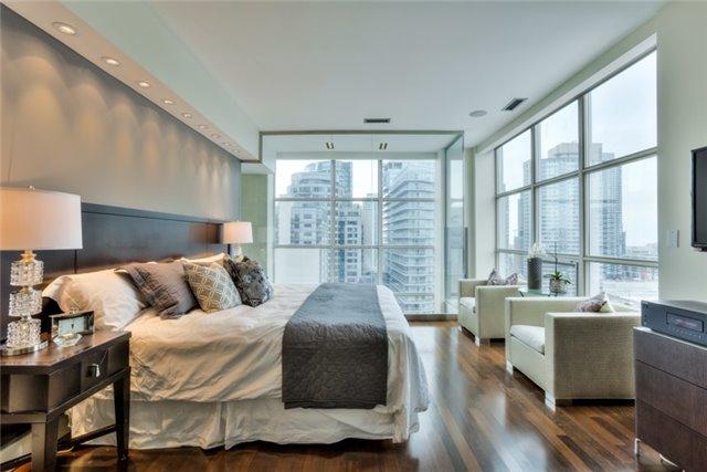 PH-1518 - 36 Blue Jays Way, Condo with 2 bedrooms, 3 bathrooms and 2 parking in Toronto ON | Image 12