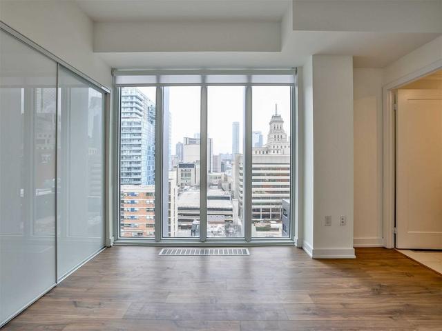 PH12 - 50 Mccaul St, Condo with 3 bedrooms, 2 bathrooms and 2 parking in Toronto ON | Image 25