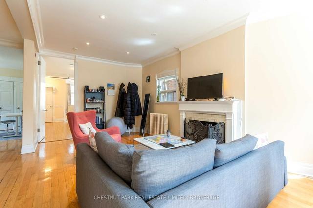 MAIN - 110 Lowther Ave, House detached with 2 bedrooms, 2 bathrooms and 1 parking in Toronto ON | Image 20