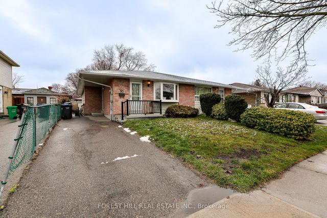 90 Archdekin Dr, House semidetached with 3 bedrooms, 2 bathrooms and 4 parking in Brampton ON | Image 23