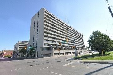 PH-16 - 55 William St E, Condo with 1 bedrooms, 1 bathrooms and 1 parking in Oshawa ON | Image 1