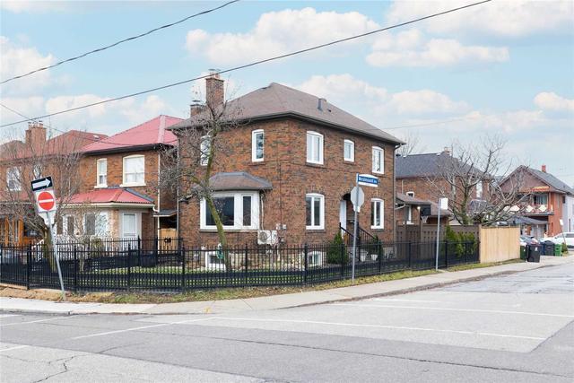 MAIN - 290 Westmount Ave, House detached with 1 bedrooms, 1 bathrooms and 1 parking in York ON | Image 1