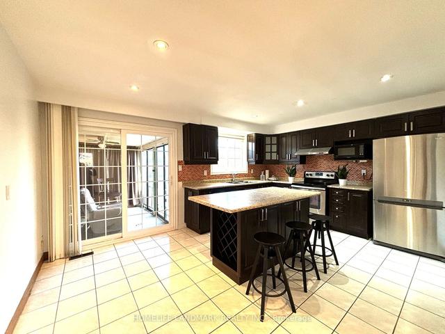 MAIN - 346 Chester Le Blvd, House detached with 3 bedrooms, 1 bathrooms and 1 parking in Scarborough ON | Image 15