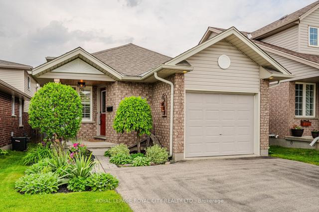 103 Cedarvale Ave, House detached with 4 bedrooms, 3 bathrooms and 3 parking in Guelph ON | Image 35