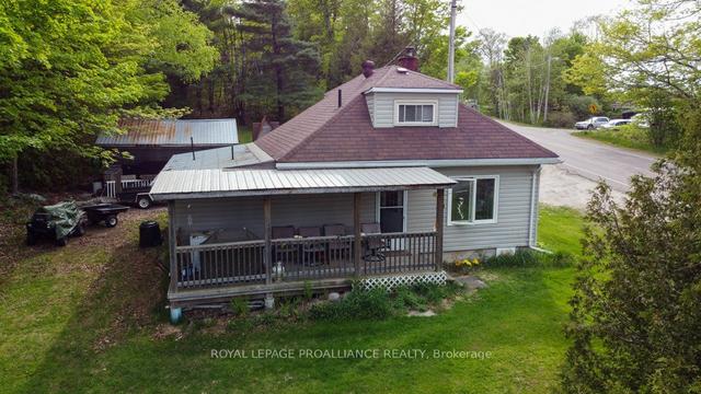 2458 Regional Rd 506, House detached with 3 bedrooms, 2 bathrooms and 4 parking in Cloyne ON | Image 1