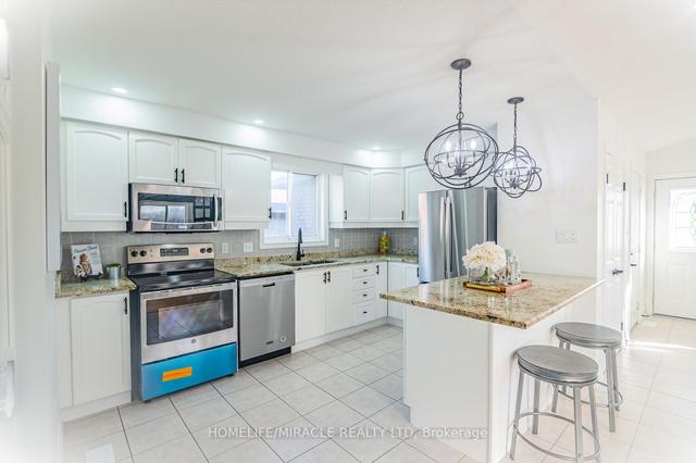 MAIN - 291 Rymal Rd E, House detached with 2 bedrooms, 1 bathrooms and 4 parking in Hamilton ON | Image 6