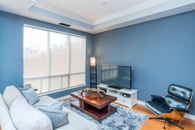 PH03 - 483 Faith Dr, Condo with 2 bedrooms, 2 bathrooms and 2 parking in Mississauga ON | Image 4