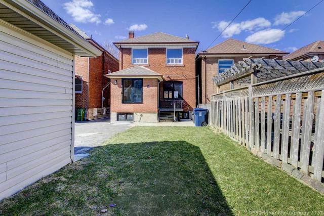 MAIN - 119 Holland Park Ave, House detached with 3 bedrooms, 3 bathrooms and 1 parking in York ON | Image 20