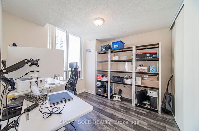 PH210 - 256 Doris Ave, Condo with 3 bedrooms, 2 bathrooms and 1 parking in Toronto ON | Image 8