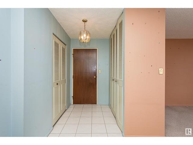 1001 - 9808 103 St Nw, Condo with 2 bedrooms, 2 bathrooms and 2 parking in Edmonton AB | Image 10