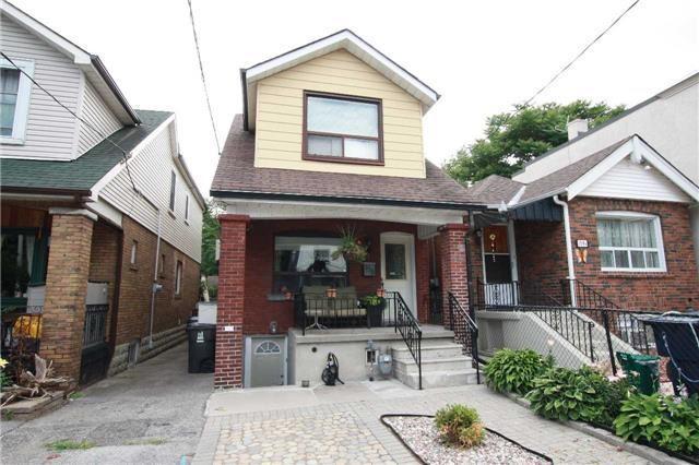 MAIN - 158 Woodmount Ave, House detached with 1 bedrooms, 2 bathrooms and 1 parking in East York ON | Image 1